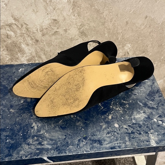 Elegant Black Slingback Heels - Picture 7 of 8